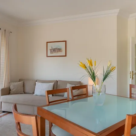 Vilamoura Two Bedroom Near Falésia Appartamento *